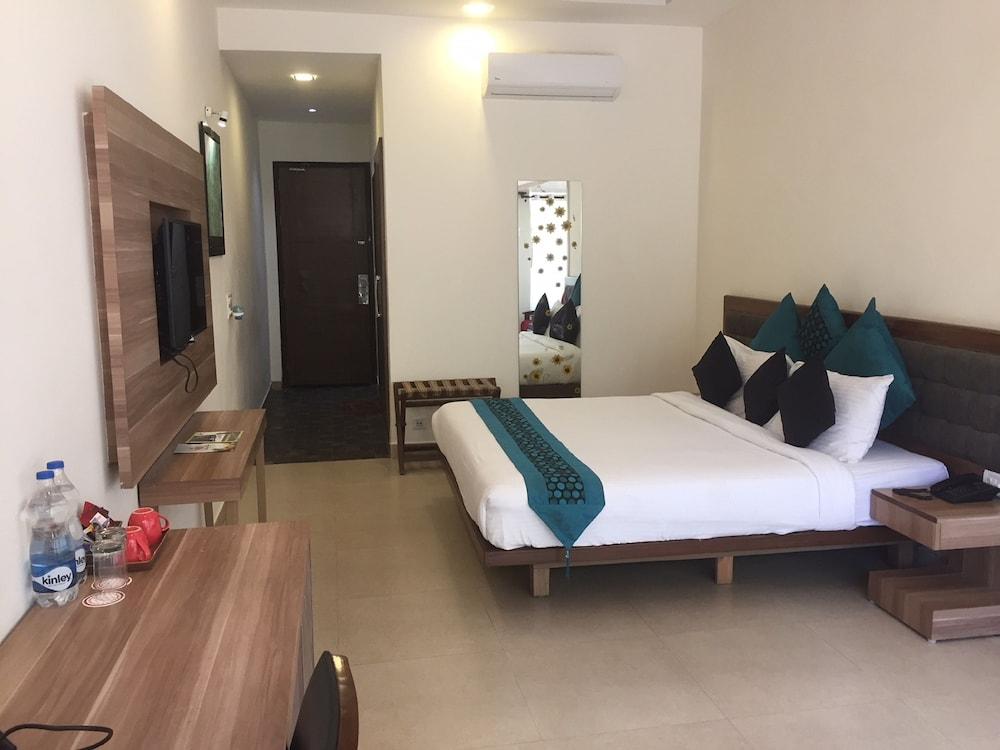 Namami Ganges Resort