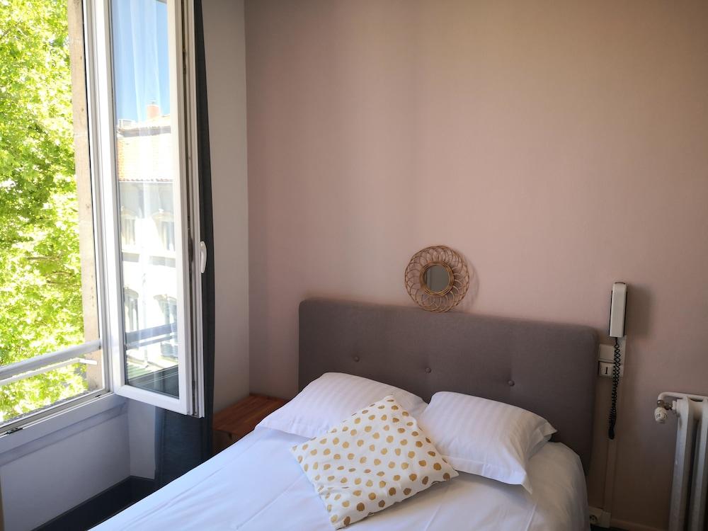 Grand Hôtel De La Poste