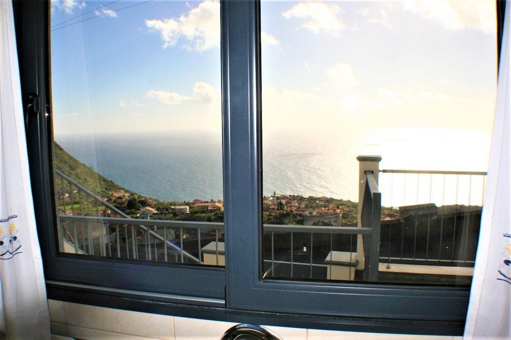 The Rose House - ETC Madeira