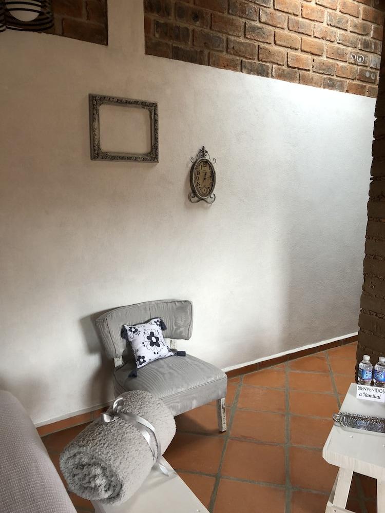 Xamikal - Adults only