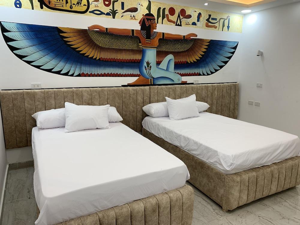 pyramids view apartment