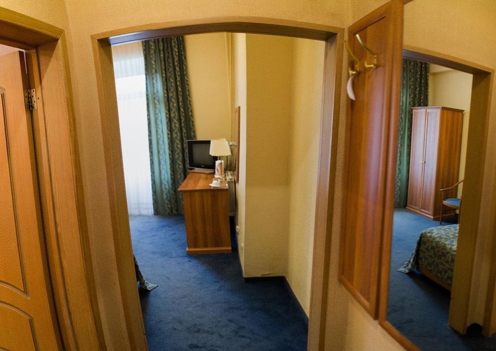 Ershovo Holiday Home