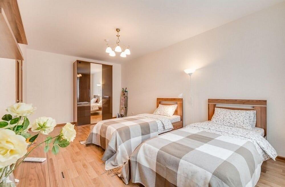 Apartment Vitebskiy prospekt 101 Bldg 4