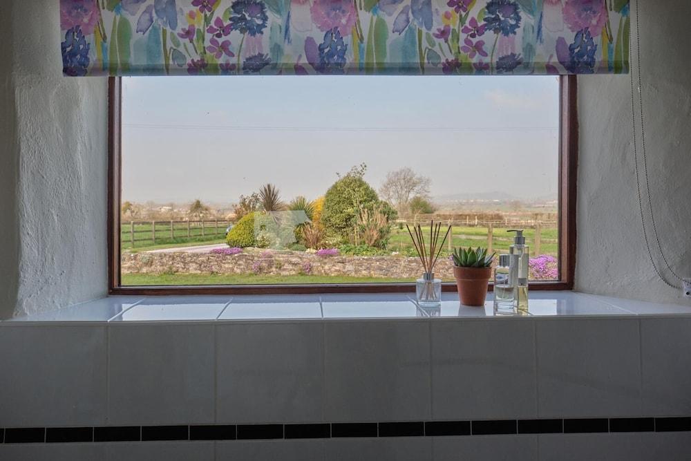 Middlewick Holiday Cottages