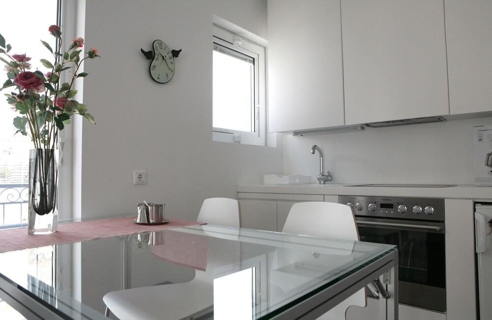 Mind-blowing Acropolis View Apt