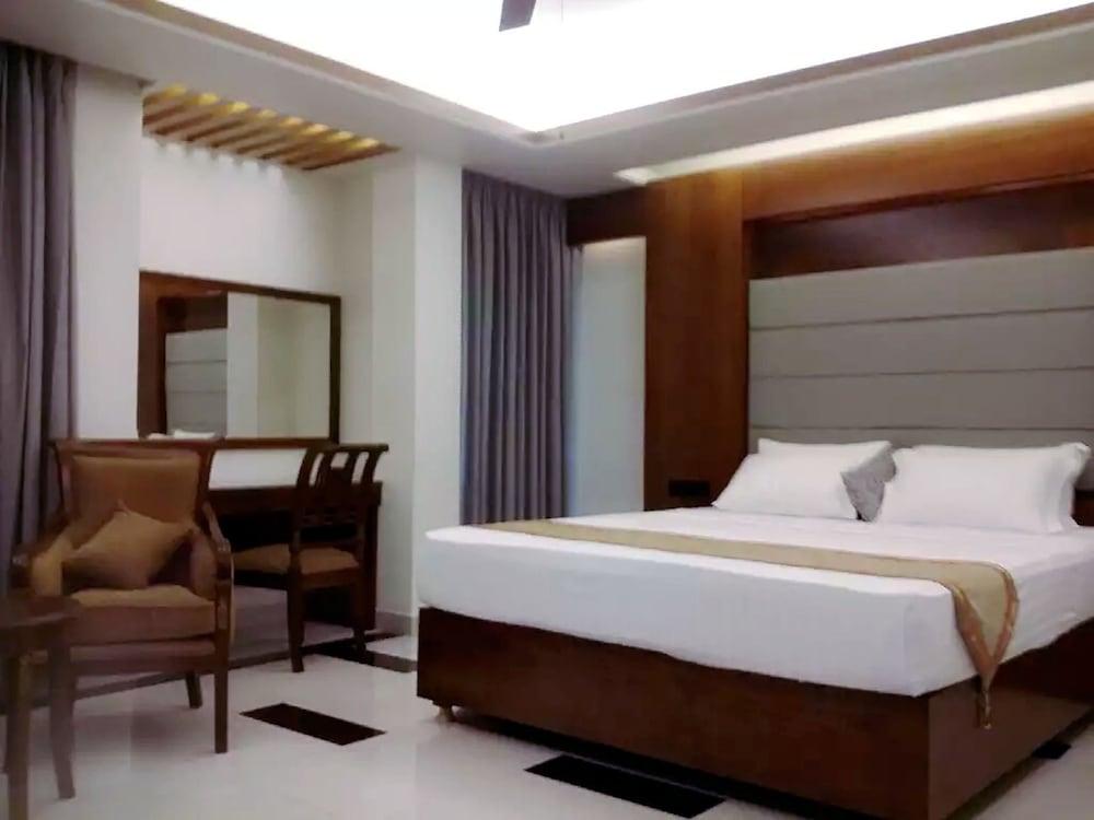 Shaira Garden Resorts