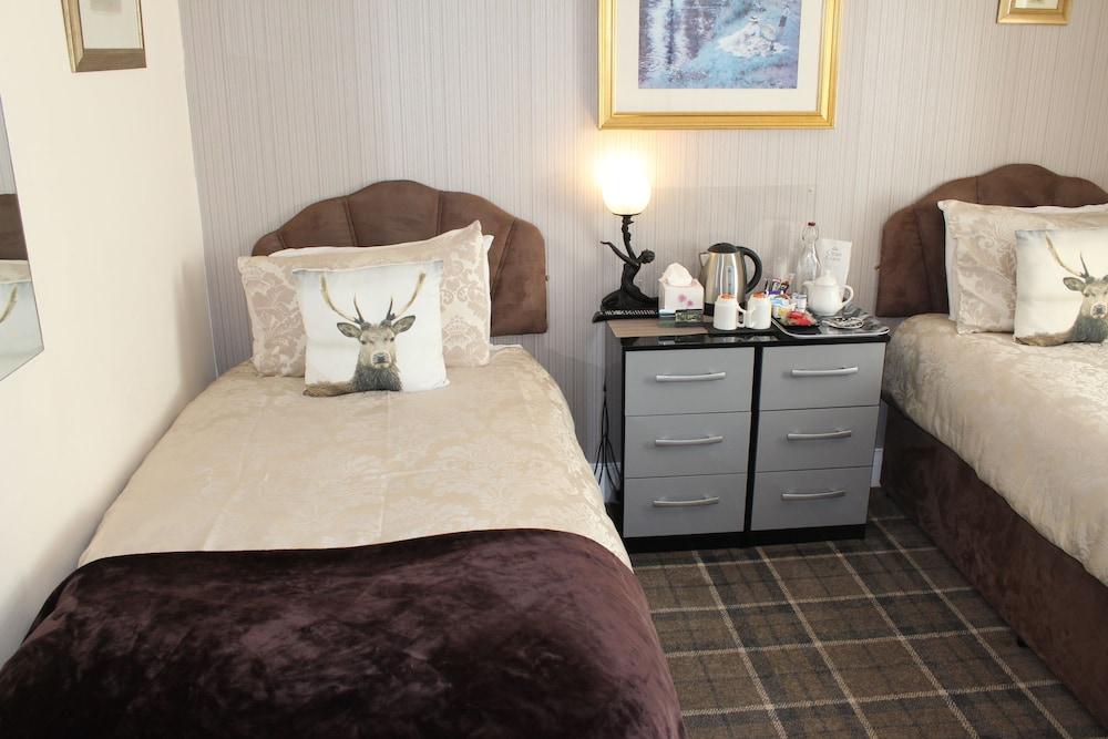 Pitfaranne Guest House