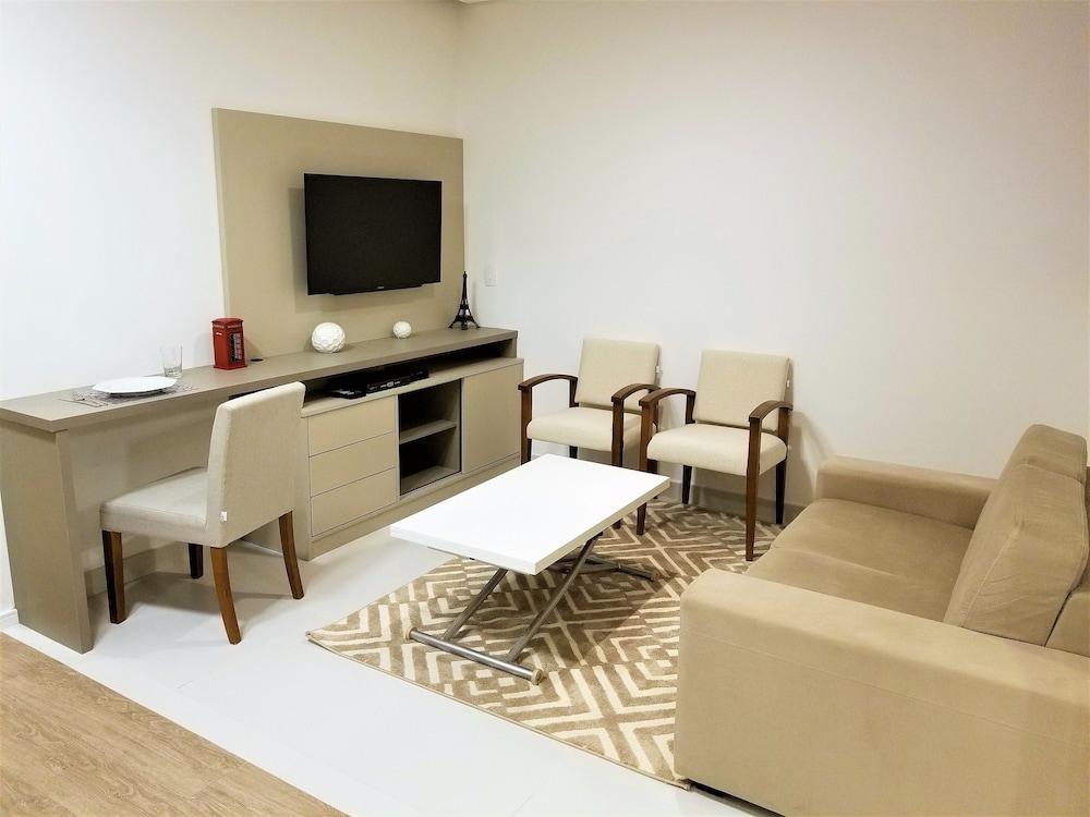 Vitacon - Ferreira Lobo