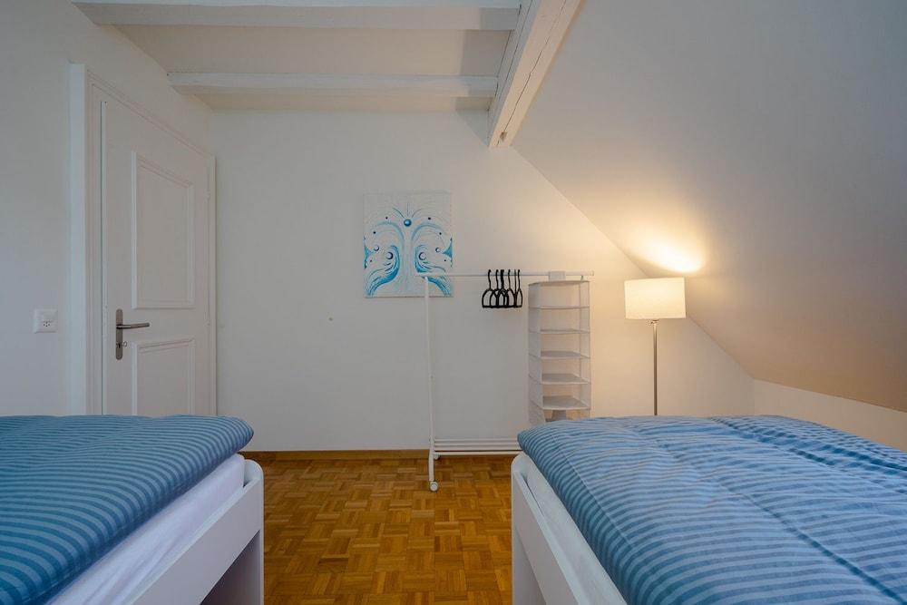 flat at Zurich MainStation