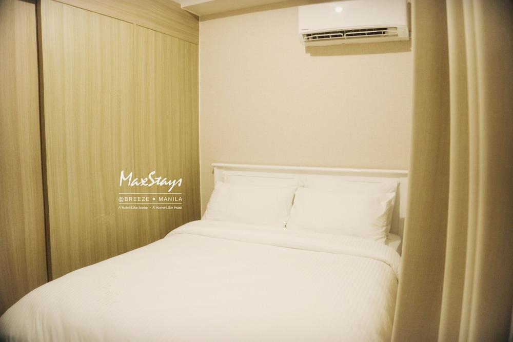 MaxStays Max View at Breeze Residences