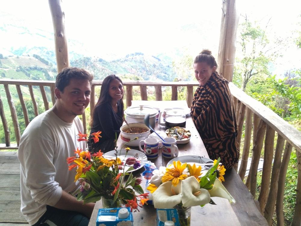 Hostal Villas San Miguel - Hostel