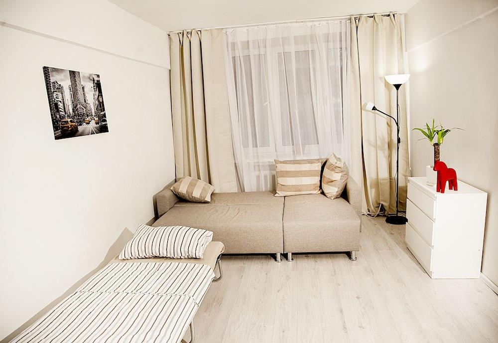 Funny Dolphins Apartments Rusakovskaya