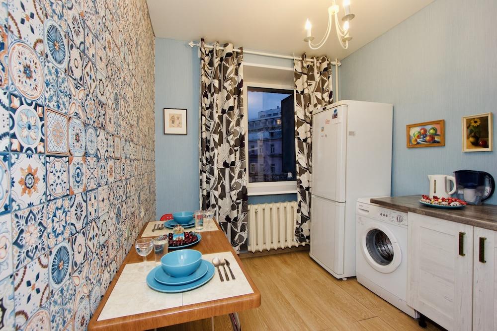 LUXKV Apartment on Yakimanka