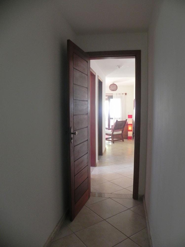 Ouro Sobre Azul Apart Hotel