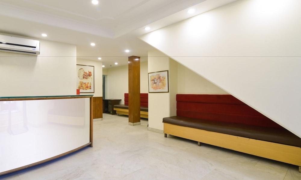 Treebo The Daffodils