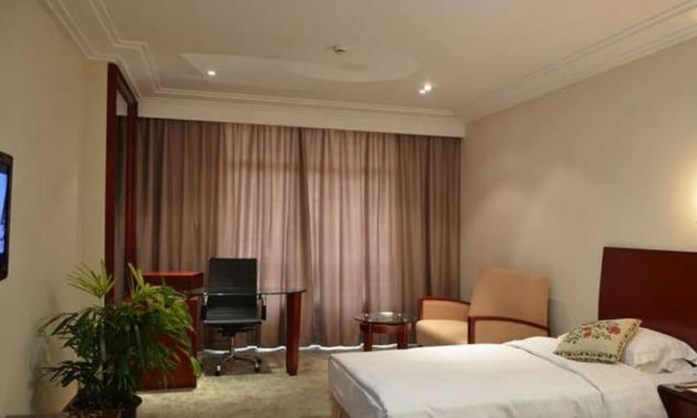 Wuxi Lakeview Park Resort