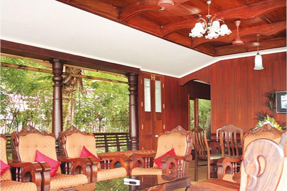 GuestHouser 1 BR Houseboat ee6e