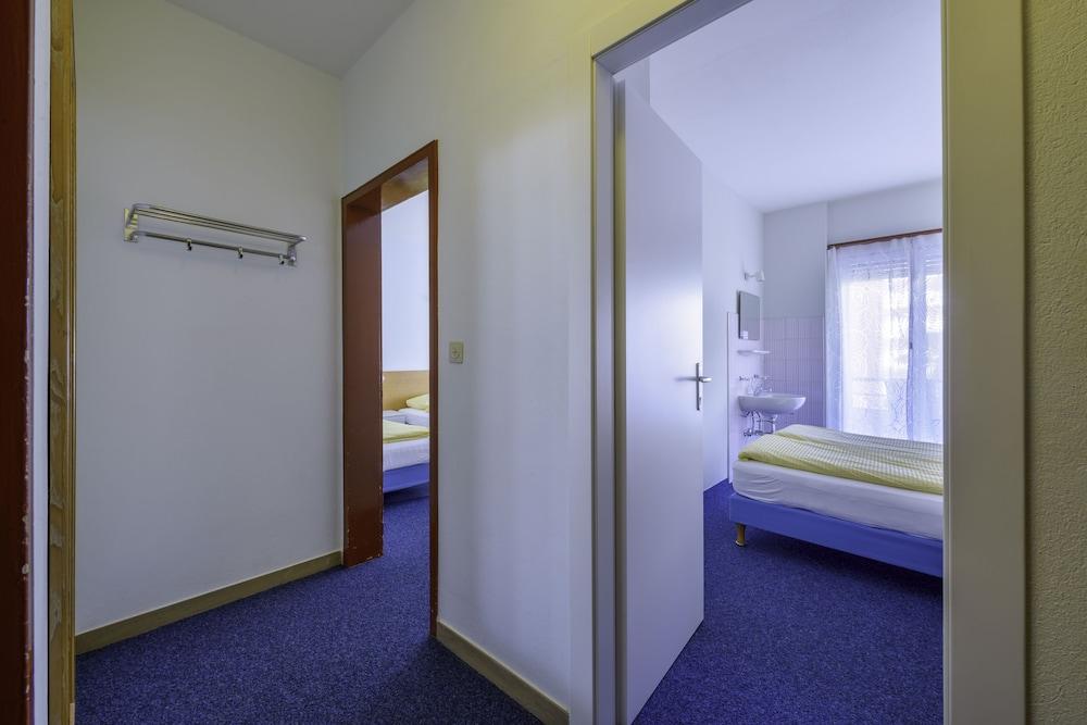 HOTEL ATLANTICO self check-in