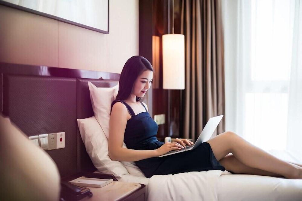 Mercure Wuhan Qiaokou