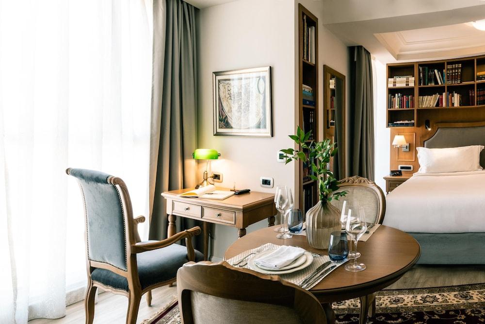 Legacy Gastro Suites