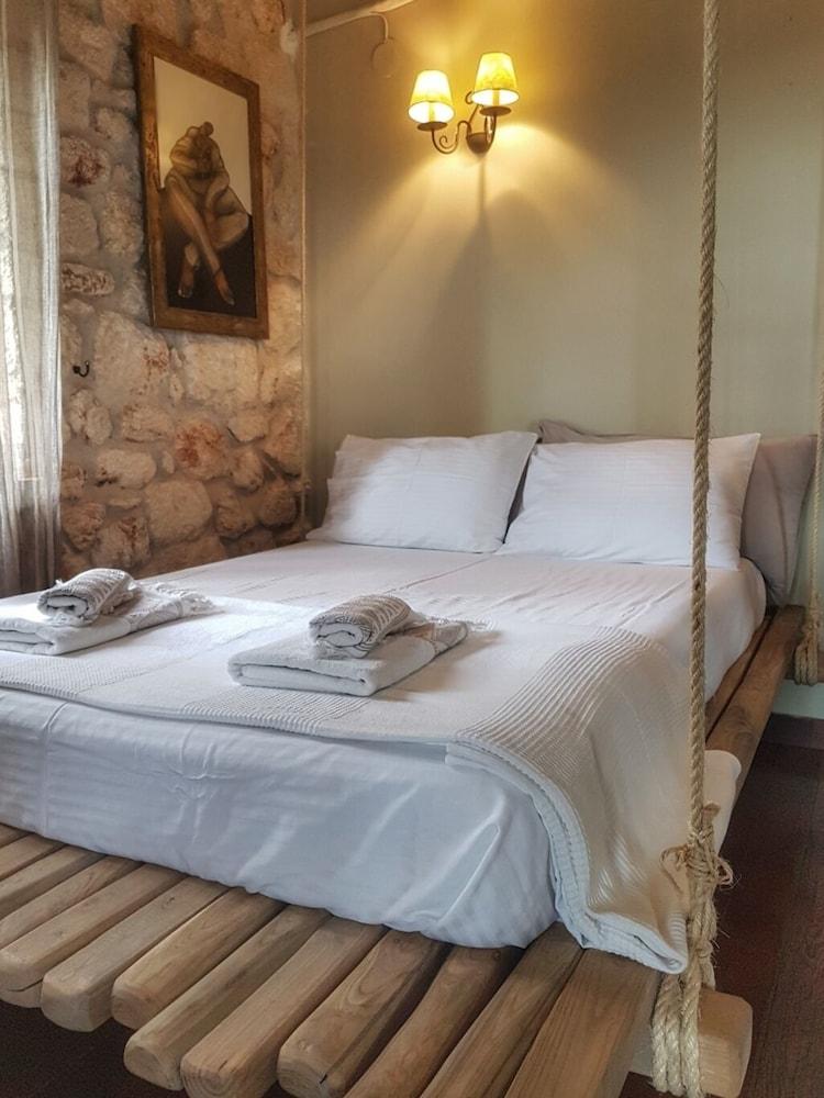 Luxurious Stone House in Elani