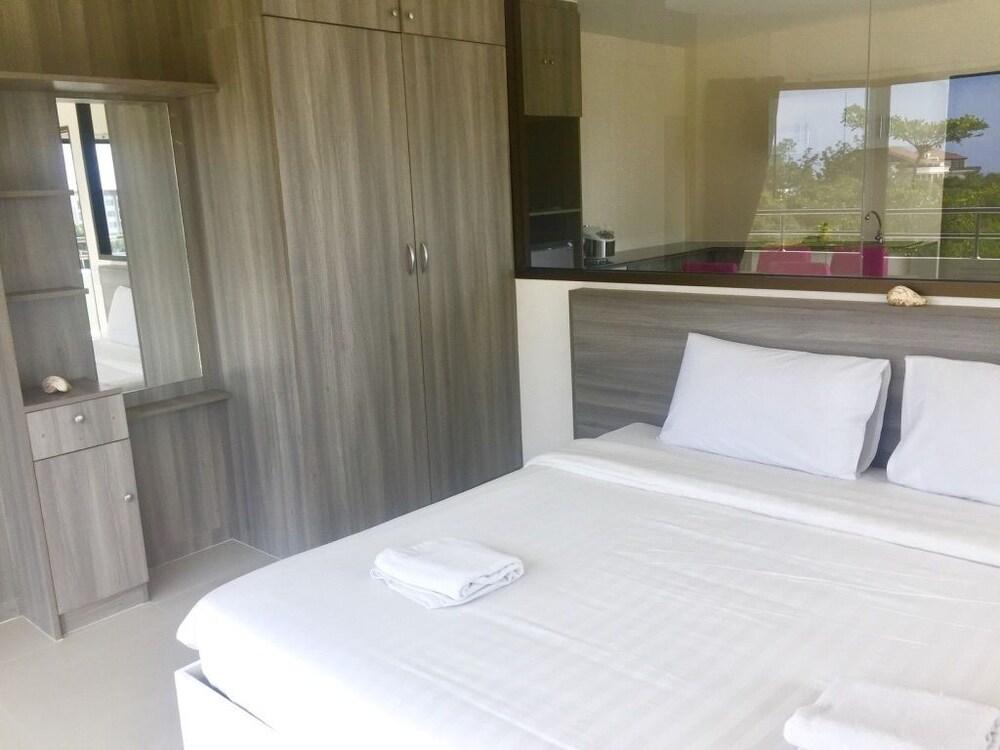 Apartment R-Con Wongamat