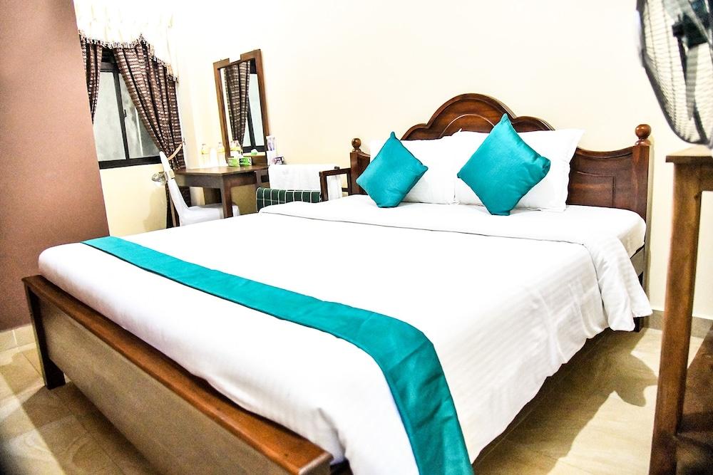 Sri Krishna Bhavan Hotel