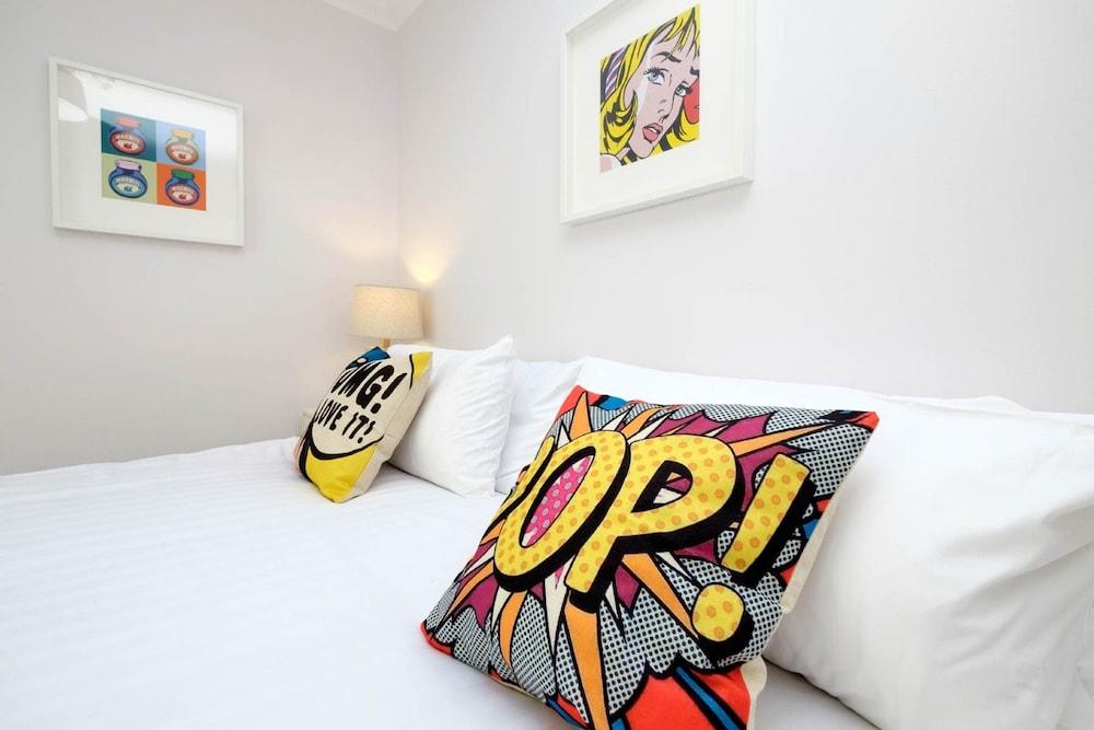 Old Regency Bakery-The Big Holiday House