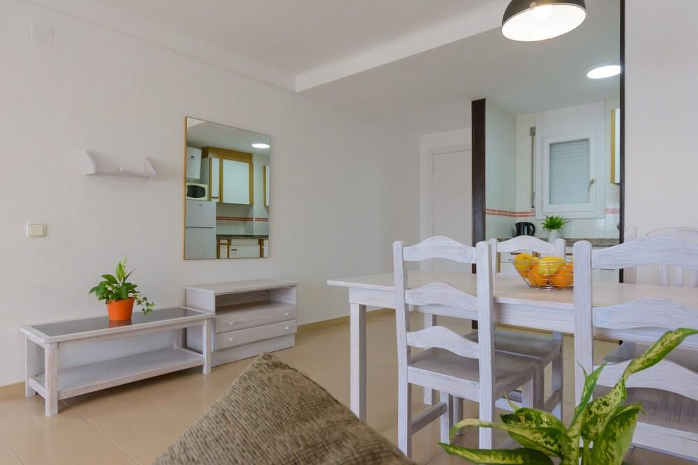 Guardamar 2/4 Zeus Apartments Miami 01251