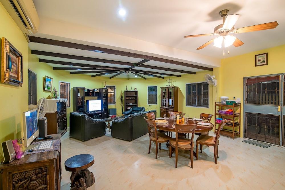 Bann Candy Hua Hin Pool Villa