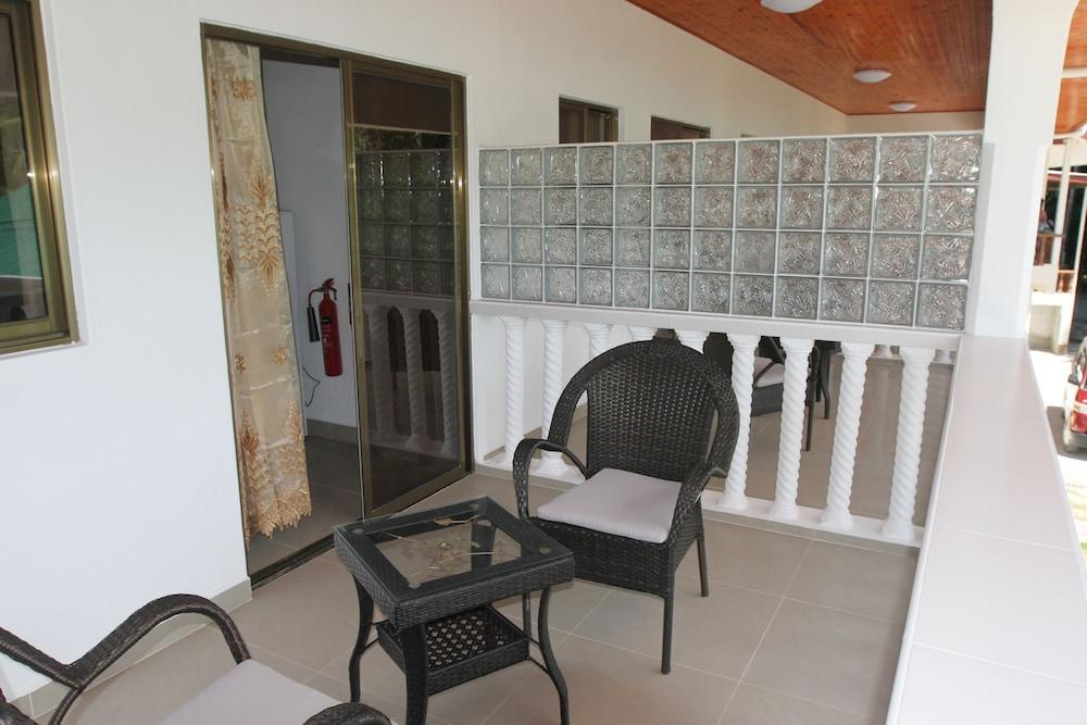 Tourterelle Holiday Home