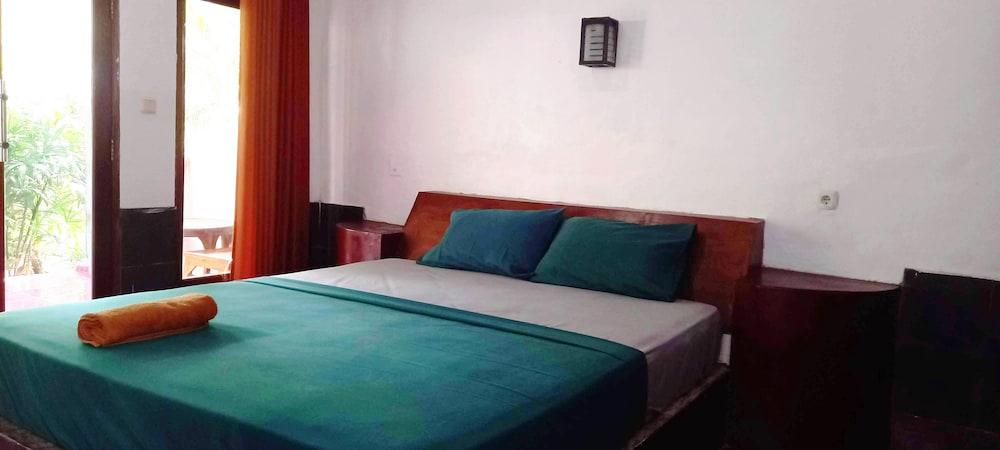 Gili Welldone Guesthouse