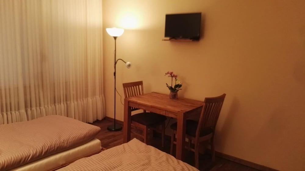 Monteurzimmer Barbaroussis