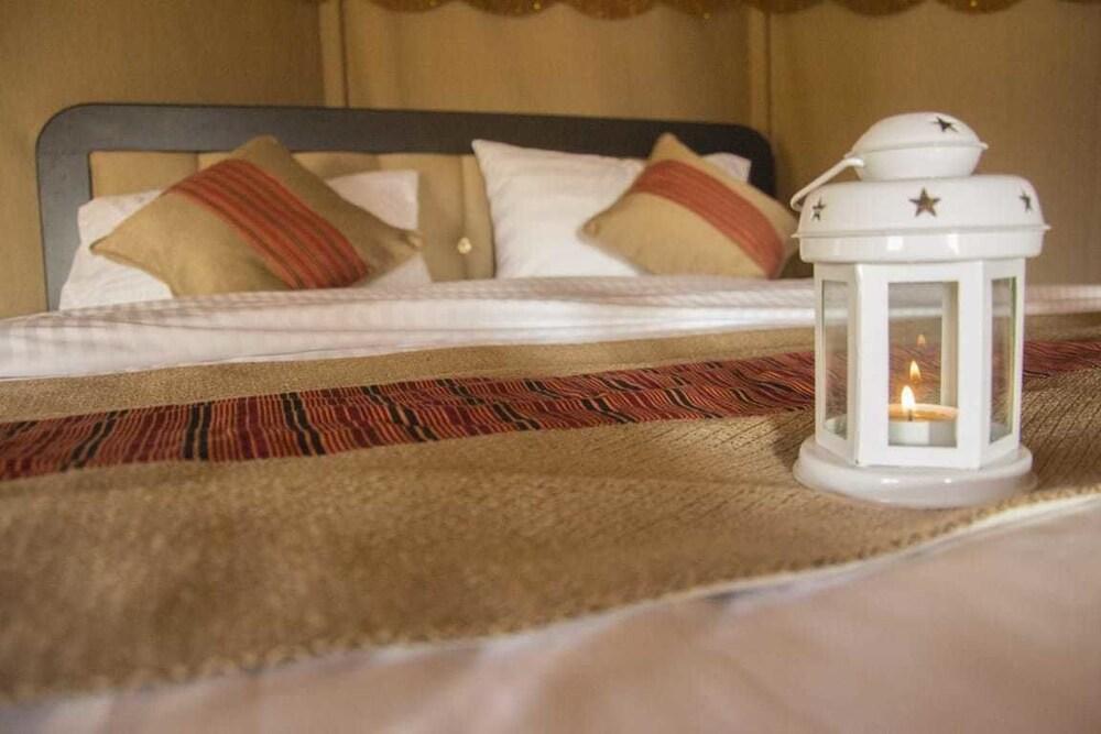 Al Sarmadi Desert Night Camp