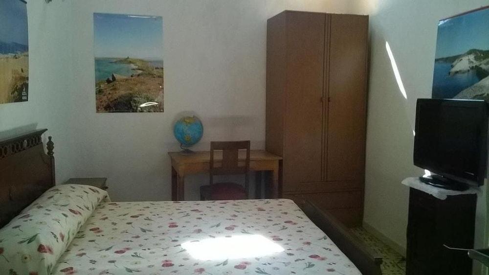 Sardinia International House