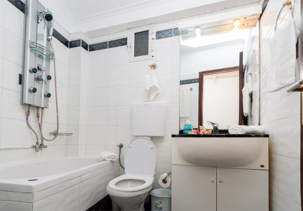 Home Away Junior Suite