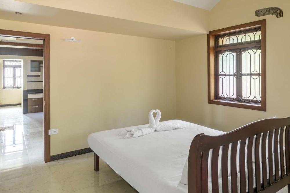 GuestHouser 2 BHK Apartment 92c1