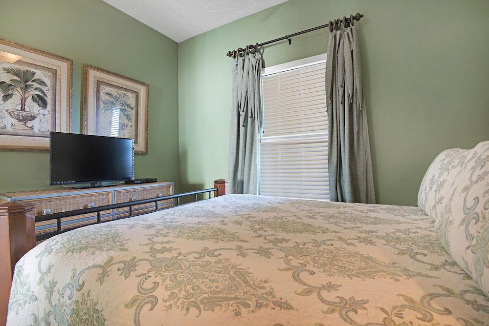 Tropical High-Rise Condo with Beachside Pool Access and Free Poolside WiFi - Unit 2004 by RedAwning