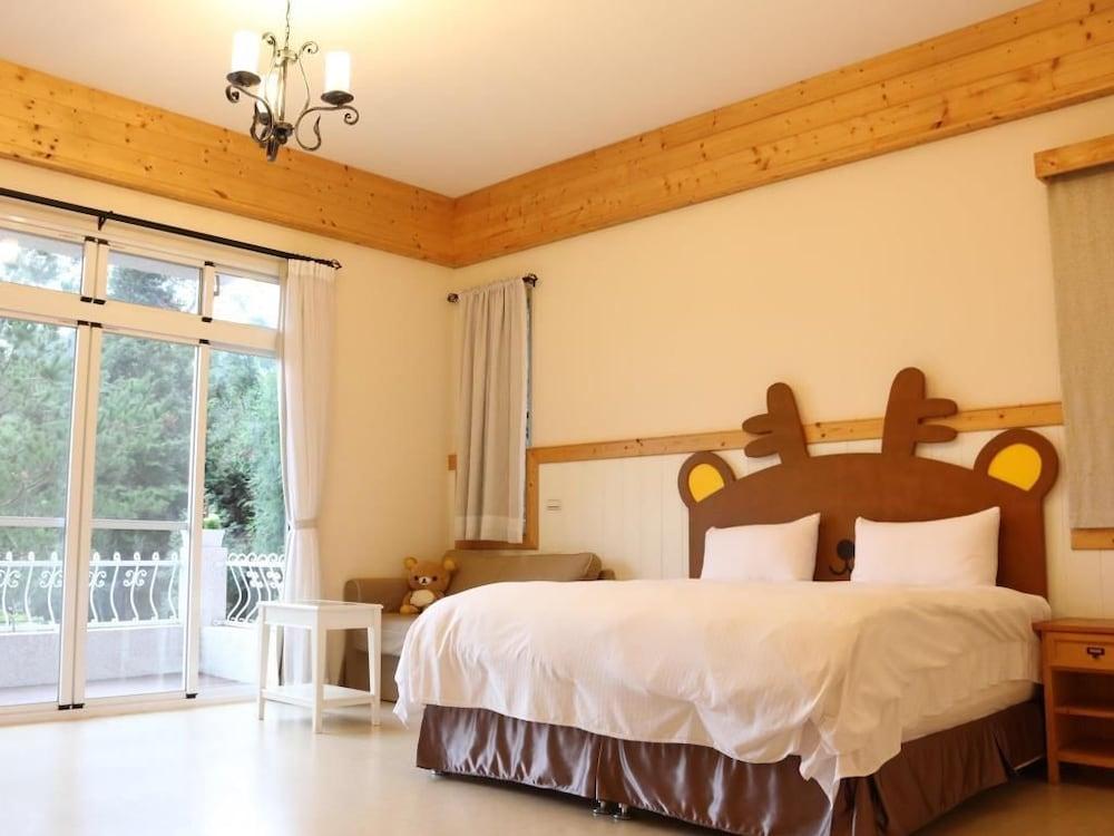 Bear Meets Moose B&B