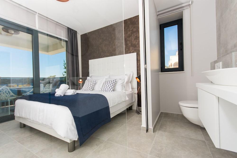 Luxury Apartments Royal M with Pool