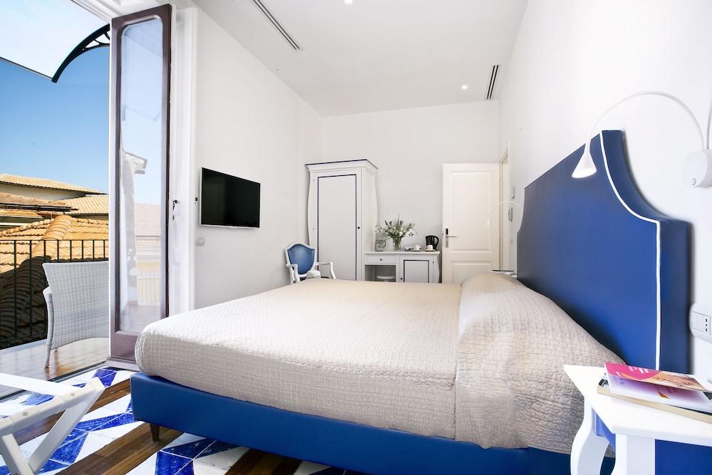 La Casa dell'Orologio - MAIN SQUARE