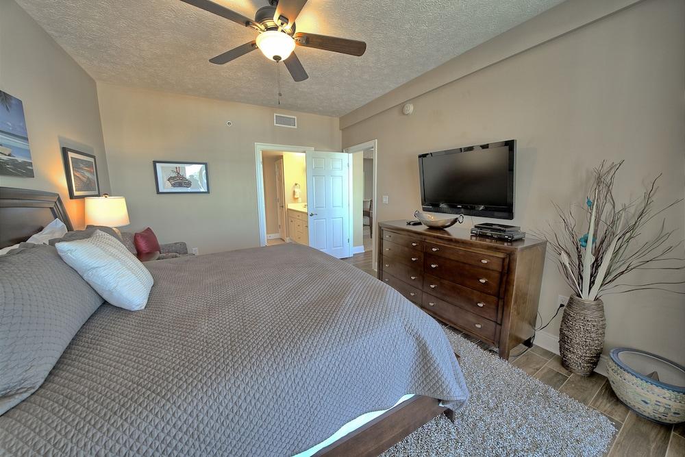 Astonishing Oceanfront Condo with Oversized Balcony to Enjoy Amazing Gulf View - Unit 0204 by RedAwning