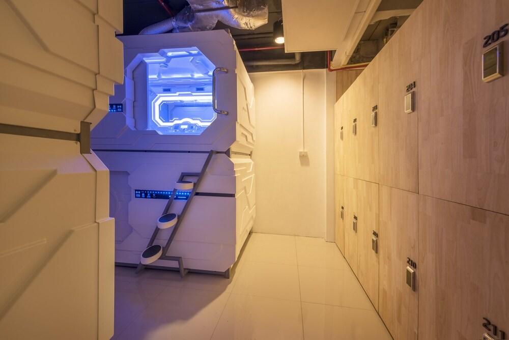 Hi Capsule Pattaya - Adults Only