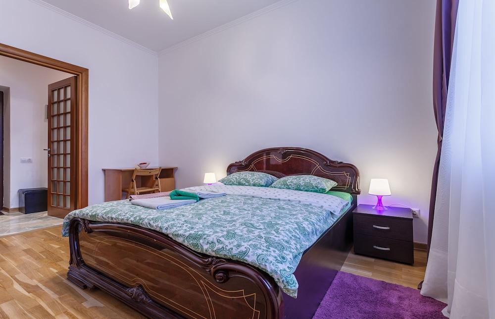 FortEstate Leninsky Prospect 83