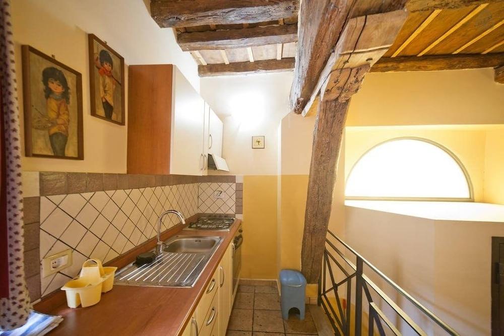 Home2Rome - Trastevere Mercanti I