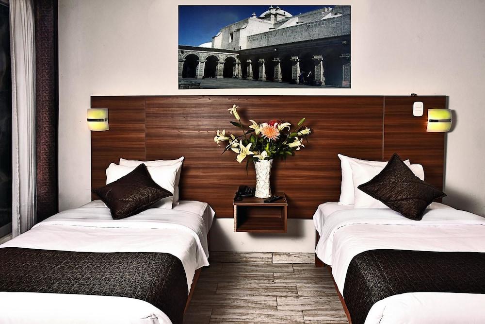 Terra Mistica Monasterio