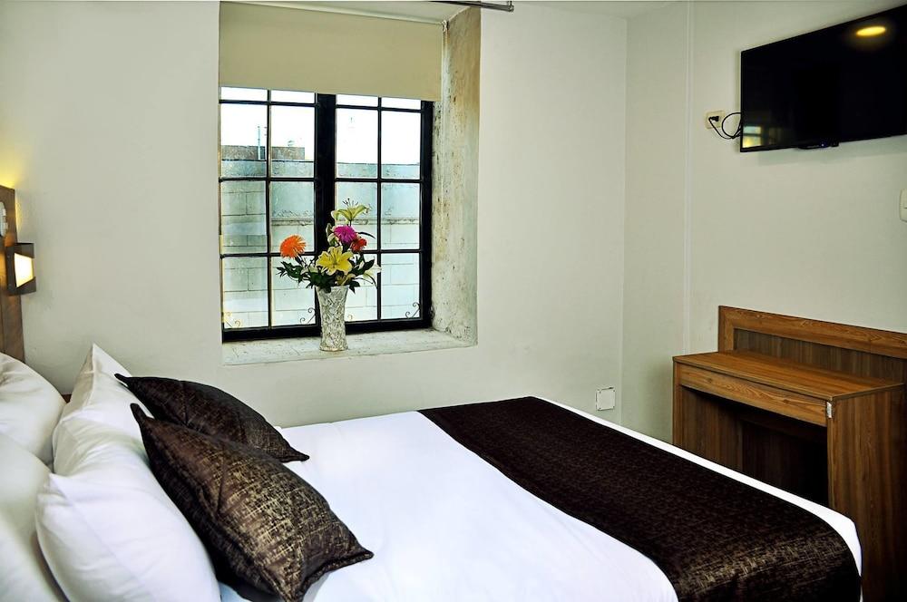 Terra Mistica Monasterio