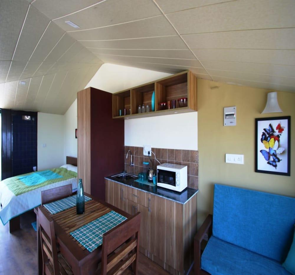 Nest and Hives Mukteshwar