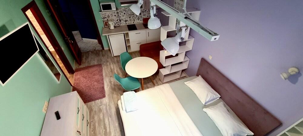 Biblioteka Hotel on Kurskaya