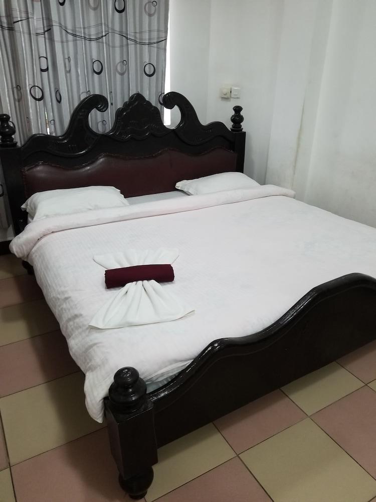 Riverview Hotels Apartment